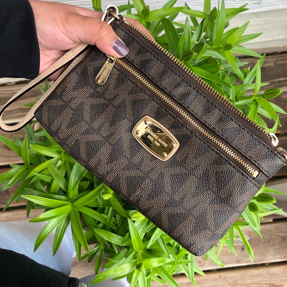 Michael Kors Wristlet.